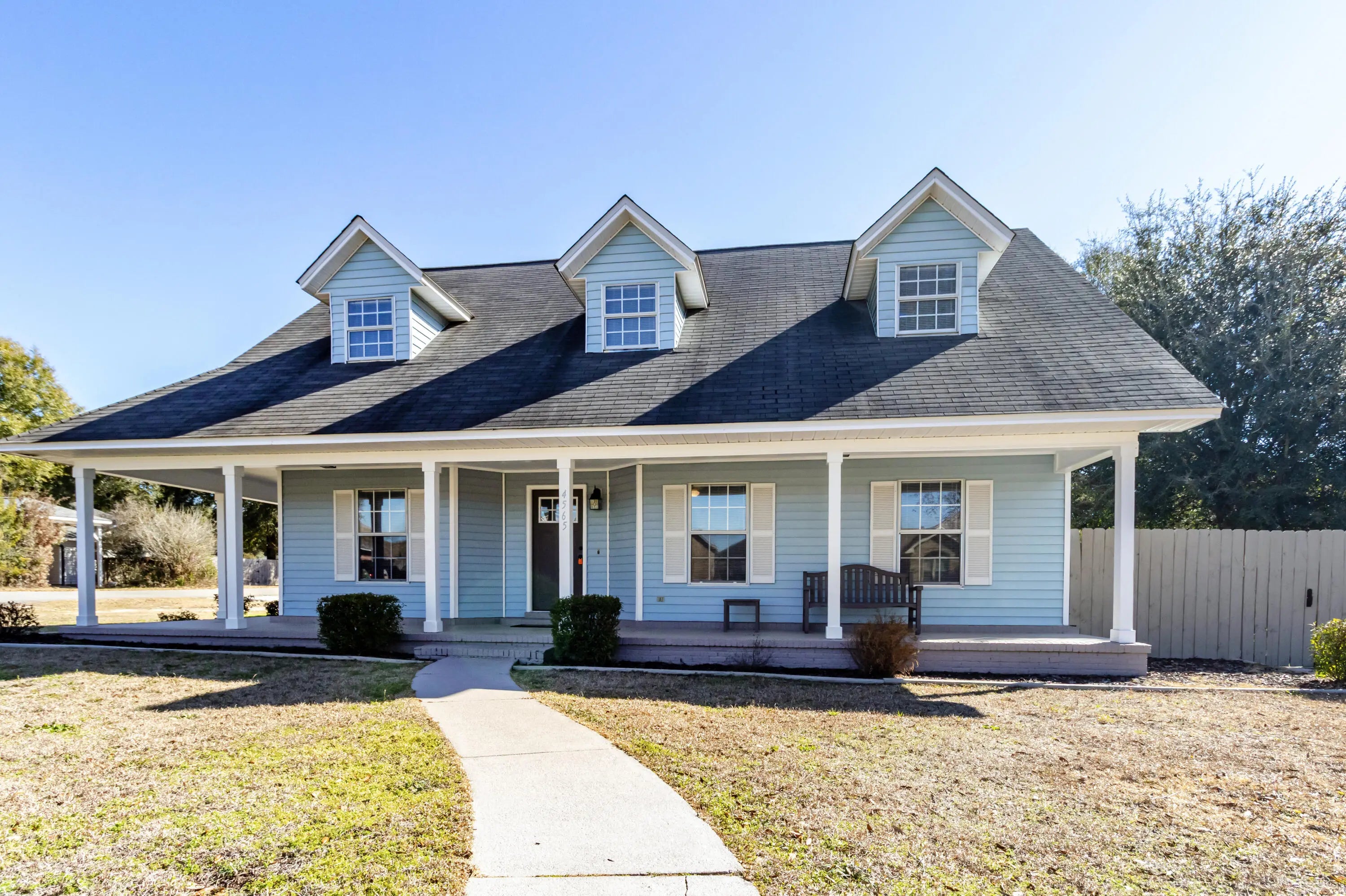 Photo of Listing #995110