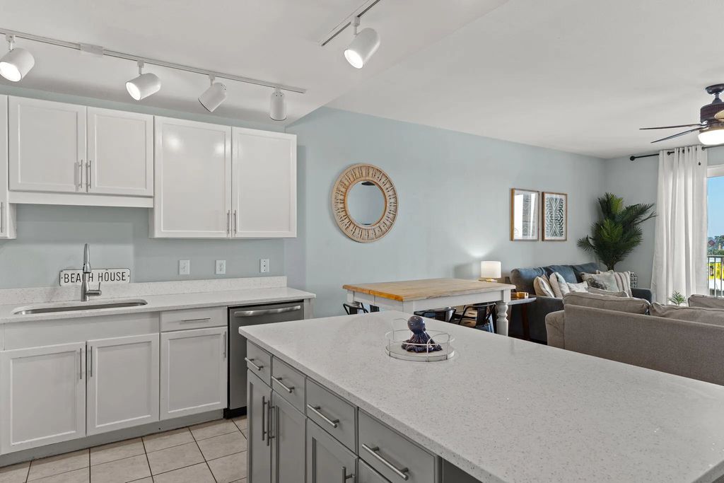 10 of 83 - 9902 S Thomas Drive Unit 333, Panama City Beach, FL