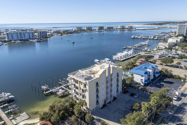 508 Harbor Boulevard Unit 402, Destin
