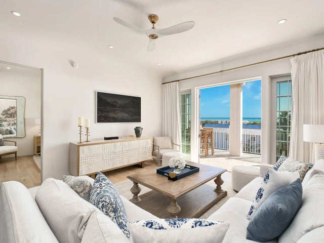 45 W Solaire Way 303, Inlet Beach