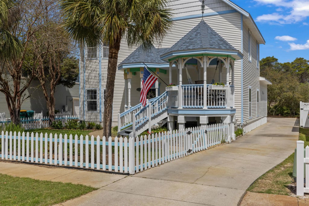 4589 Woodwind Drive, Destin