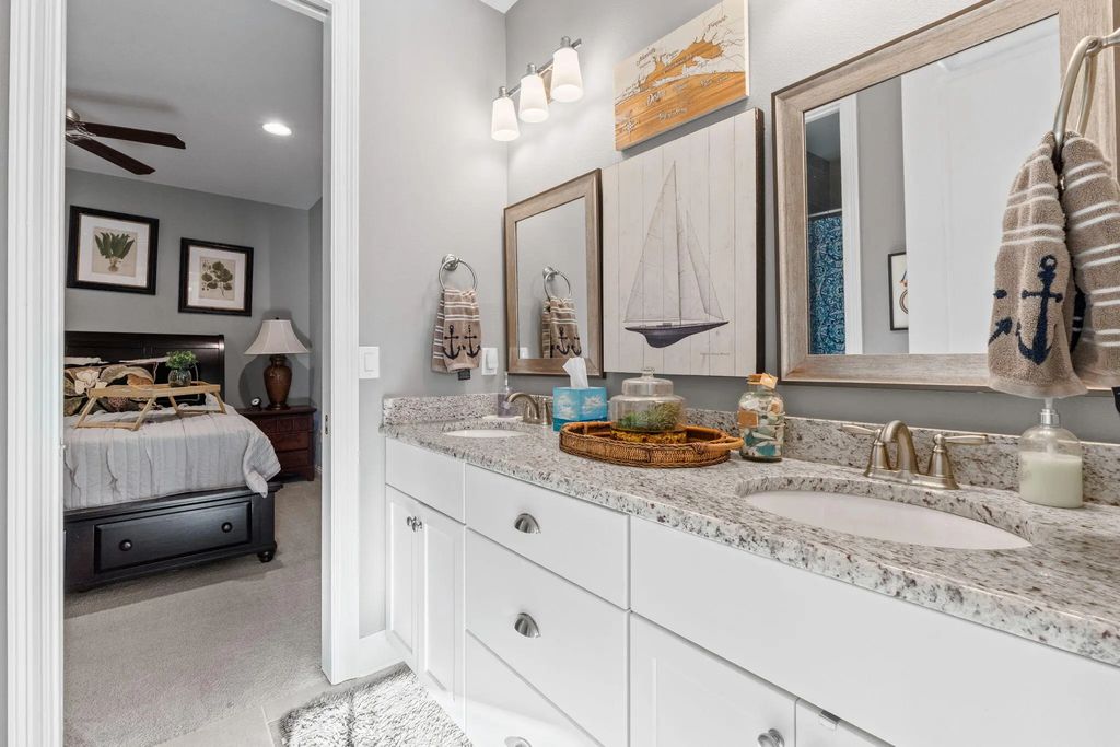 19 of 72 - 187 Autumn Avenue, Freeport, FL