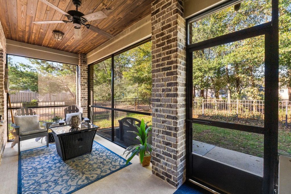 37 of 72 - 187 Autumn Avenue, Freeport, FL