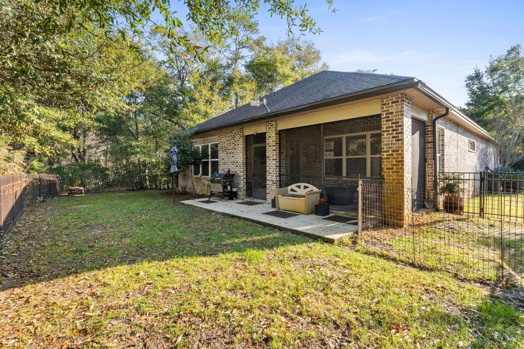 41 of 72 - 187 Autumn Avenue, Freeport, FL