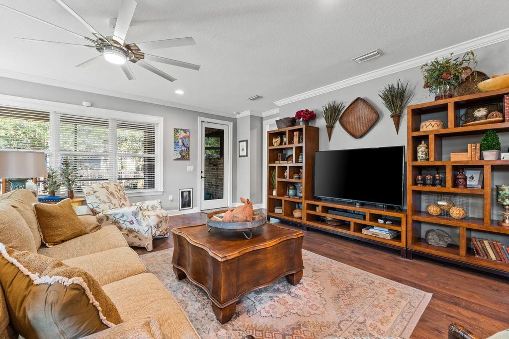 7 of 72 - 187 Autumn Avenue, Freeport, FL