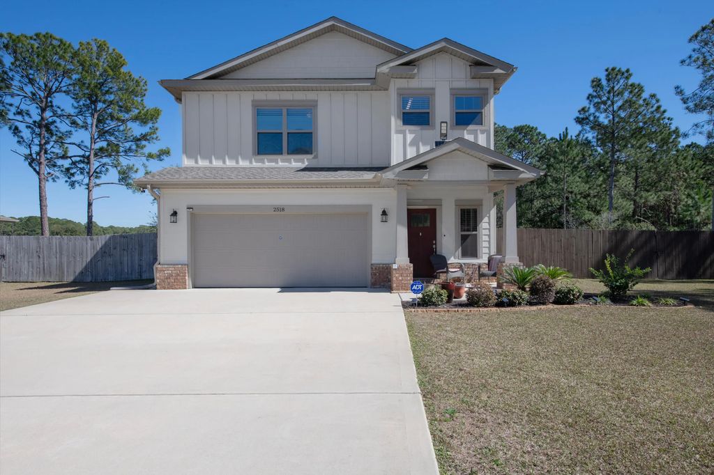 2518 Lovewood Drive, Navarre