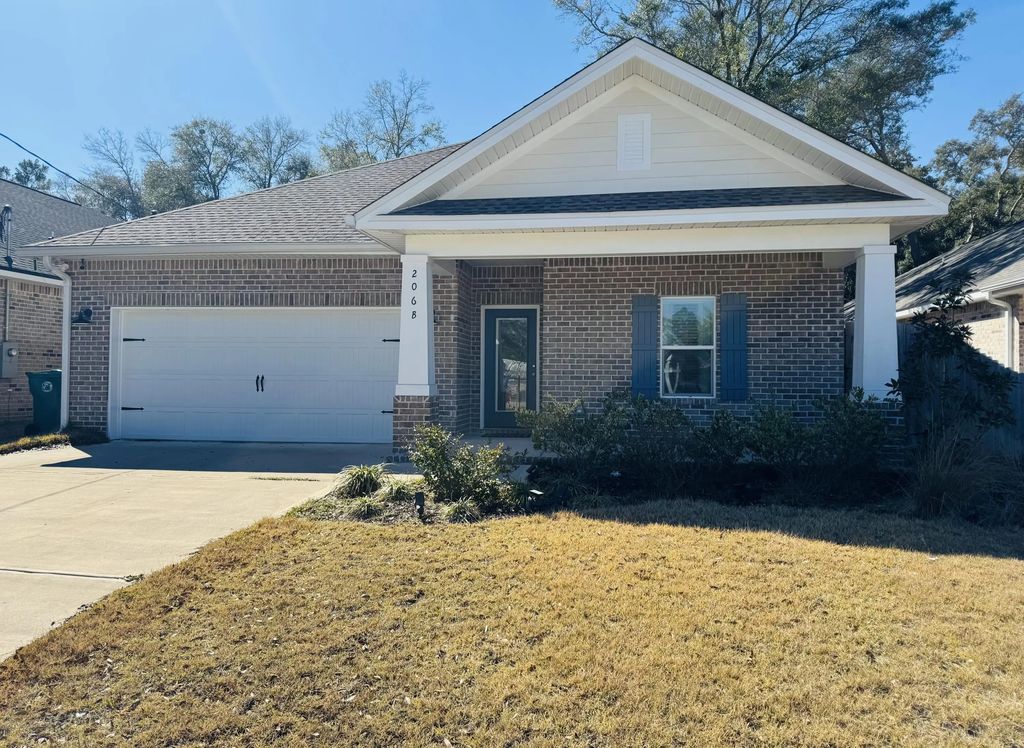 206 Niceville Avenue Unit B, Niceville