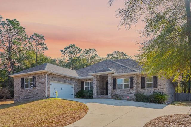 Photo of Listing #995465