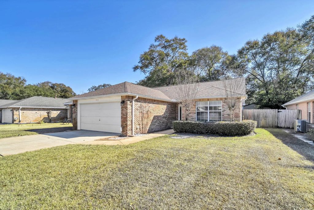835 Whitrock Lane, Fort Walton Beach