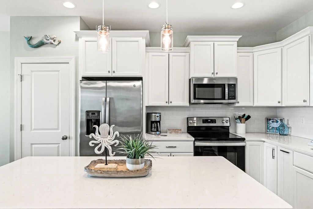 6 of 62 - 2501 Highway 98 Unit C, Mexico Beach, FL