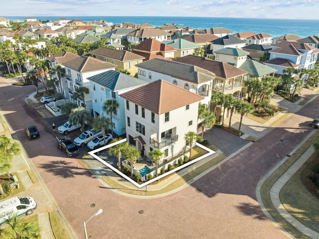 4821 Ocean Boulevard, Destin