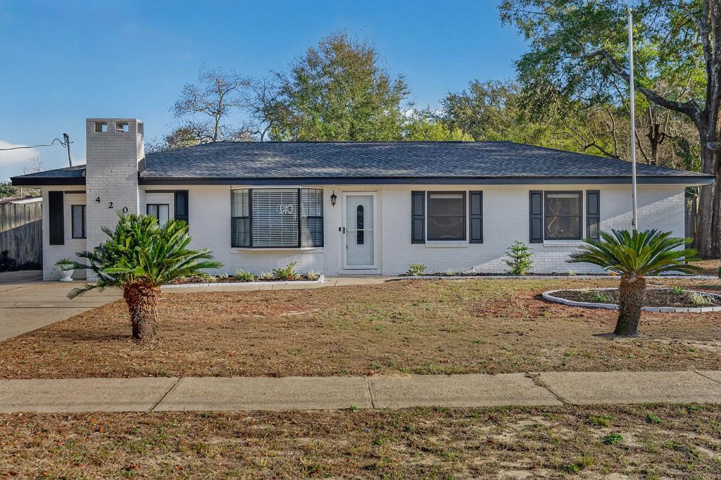 420 Paradise Road, Niceville