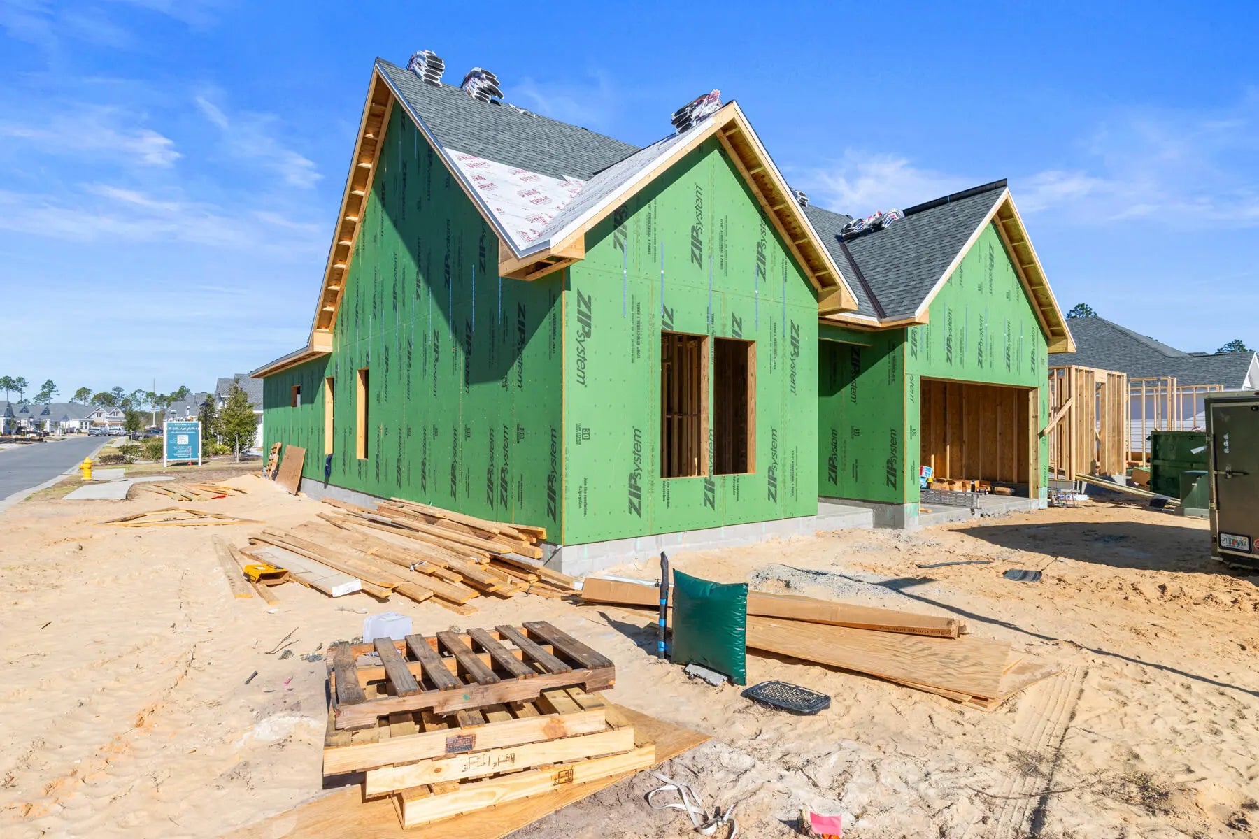 Photo of Listing #995908