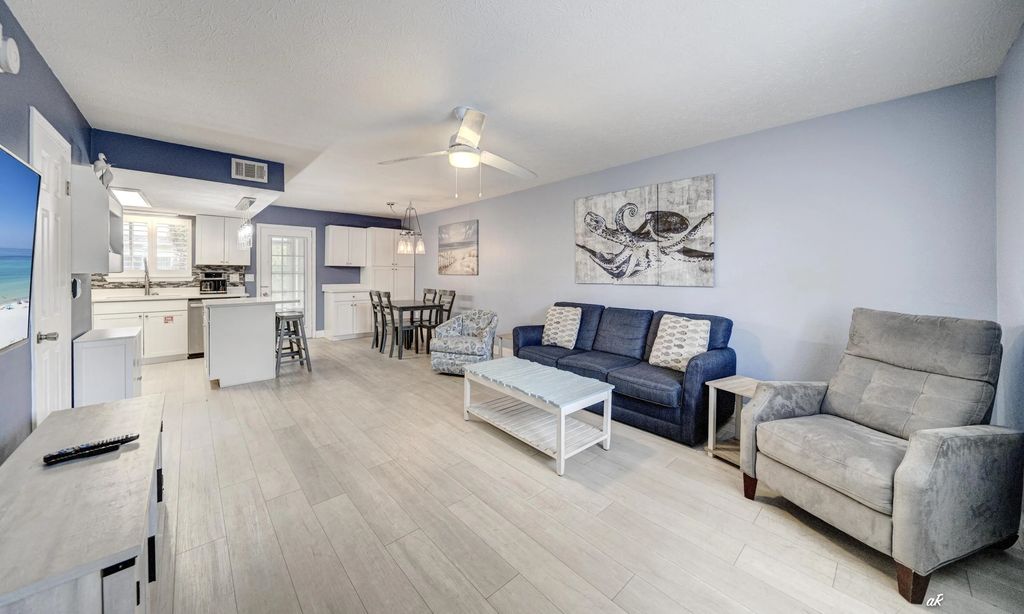 5 of 35 - 143 W Leslie Lane -, Panama City Beach, FL