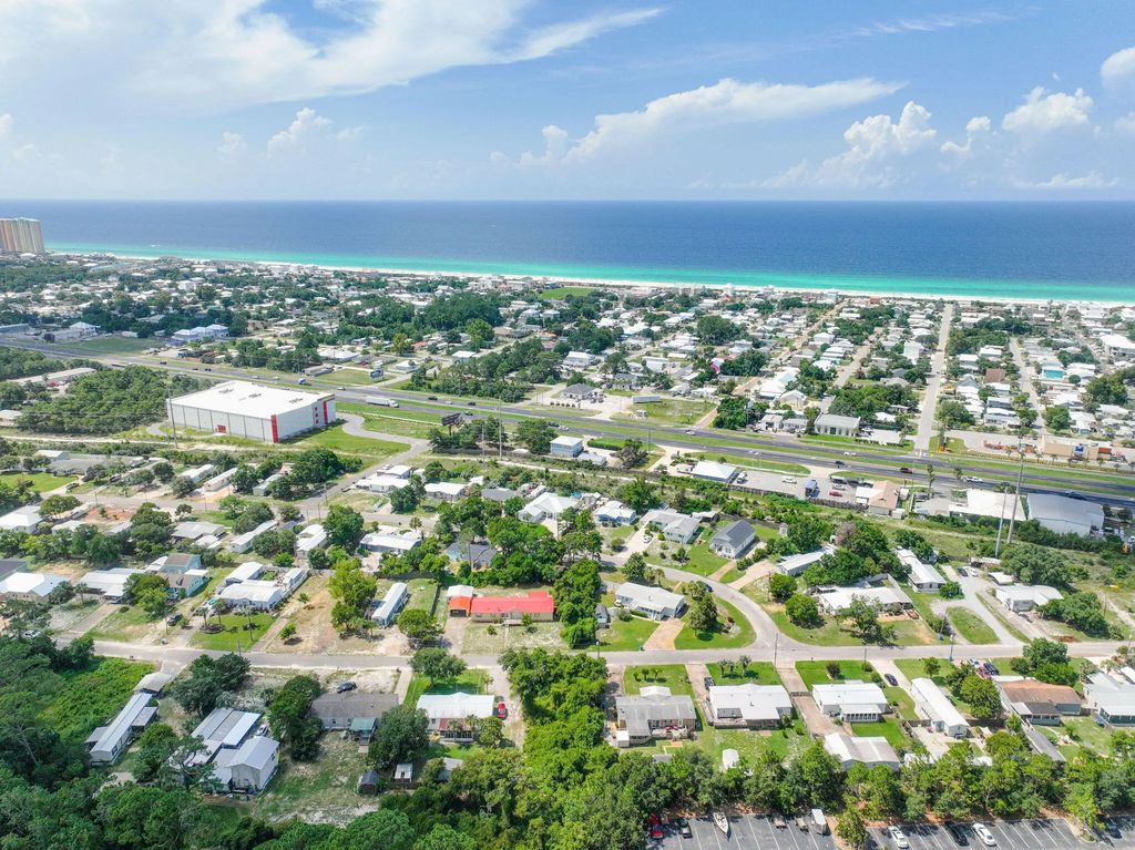 10 of 18 - 621 Malaga Place, Panama City Beach, FL