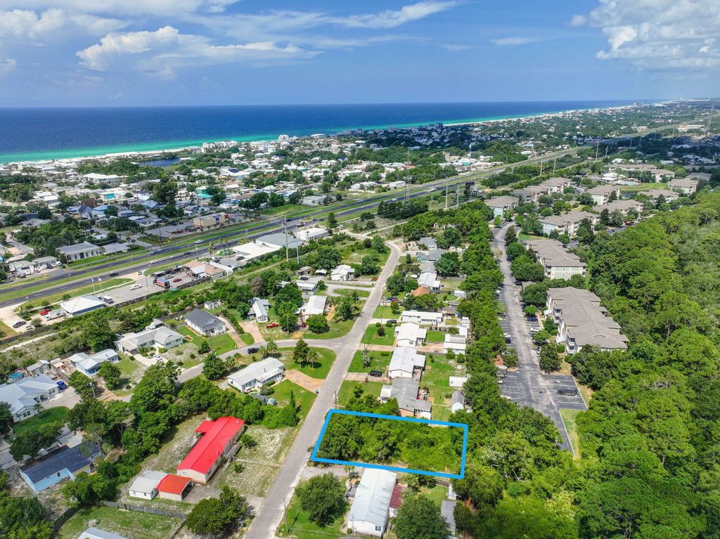 4 of 18 - 621 Malaga Place, Panama City Beach, FL