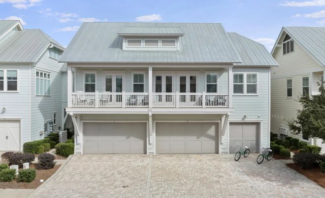 Photo of Listing #996015