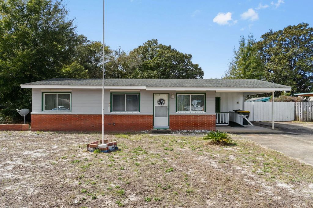 106 Sw Cedar Avenue, Fort Walton Beach