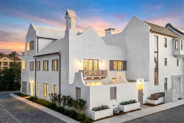 Photo of Listing #997422