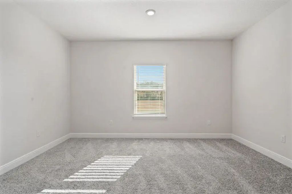 19 of 33 - 923 Coastal Breeze Drive, Freeport, FL