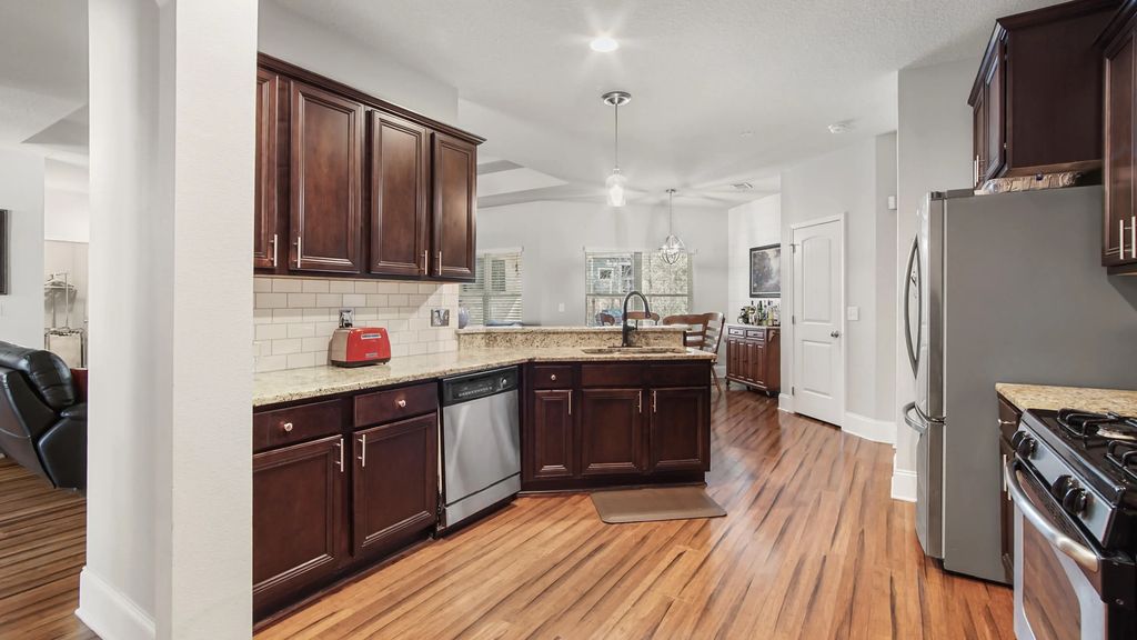25 of 68 - 906 Symphony Way, Freeport, FL