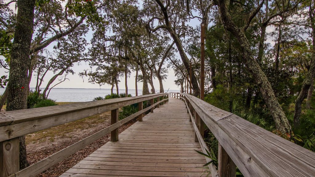 65 of 68 - 906 Symphony Way, Freeport, FL