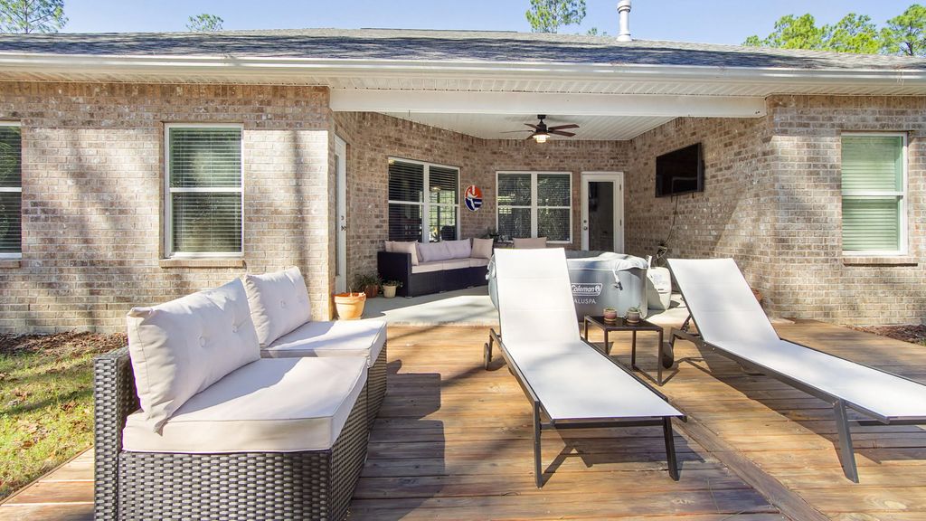 8 of 68 - 906 Symphony Way, Freeport, FL