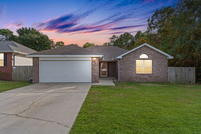 Photo of Listing #996977