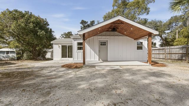 Photo of Listing #996040