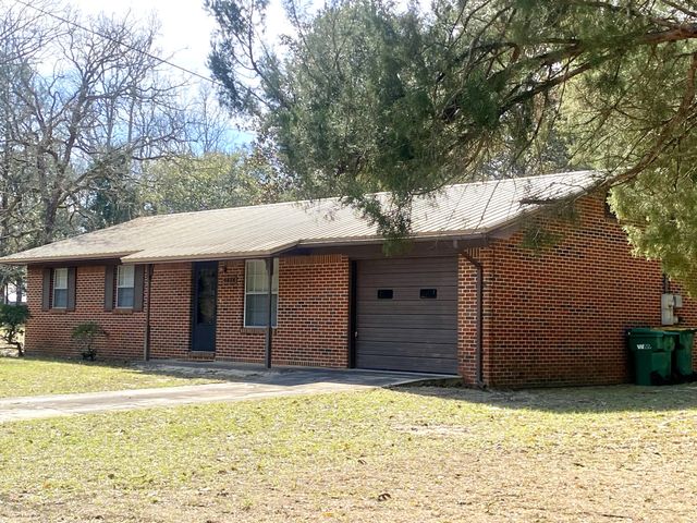 Photo of Listing #996173