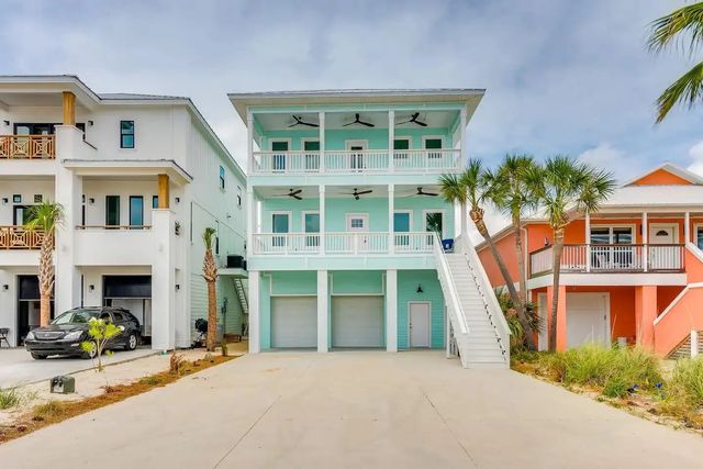 Photo of Listing #996200
