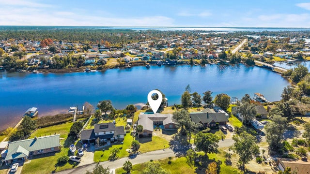 Photo of Listing #996244