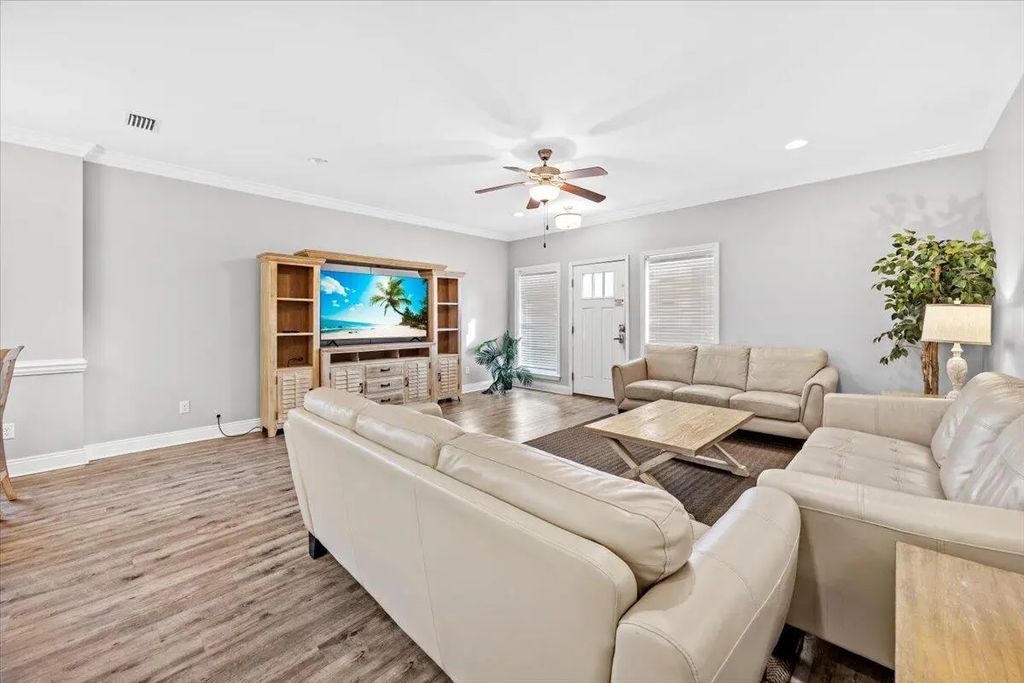 12 of 69 - 6006 Thomas Drive, Panama City Beach, FL
