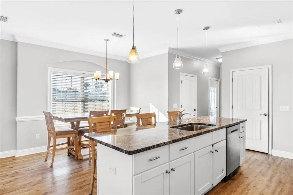 39 of 69 - 6006 Thomas Drive, Panama City Beach, FL