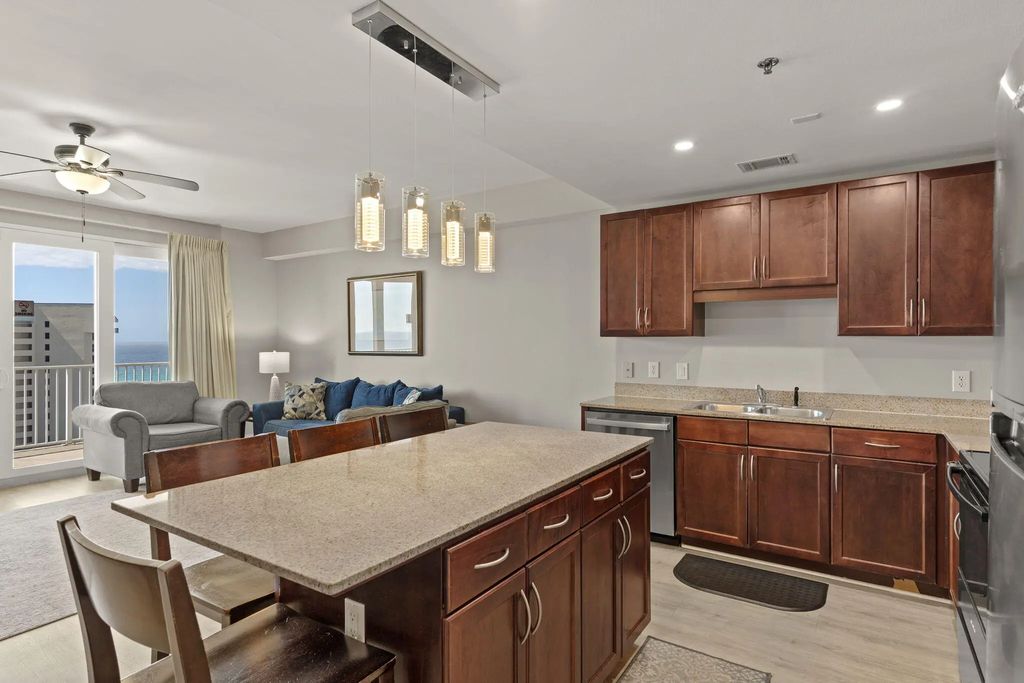 14 of 64 - 9860 S Thomas Drive 815, Panama City Beach, FL