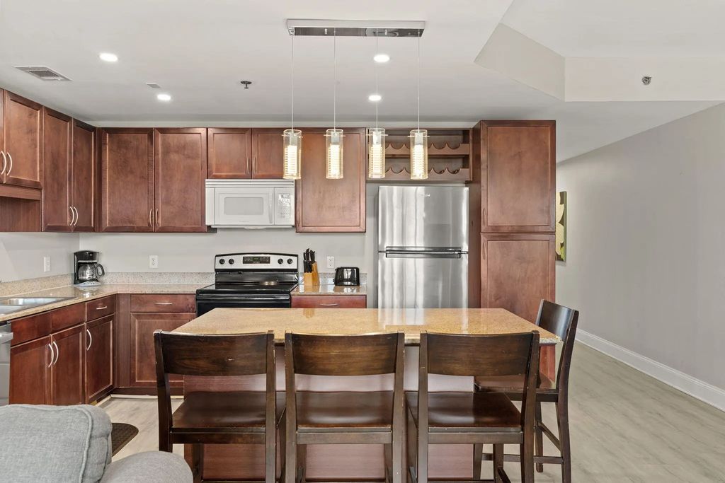 9 of 64 - 9860 S Thomas Drive 815, Panama City Beach, FL