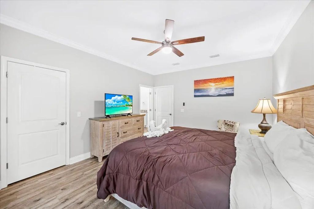 22 of 68 - 6006 Thomas Drive 2 Units, Panama City Beach, FL