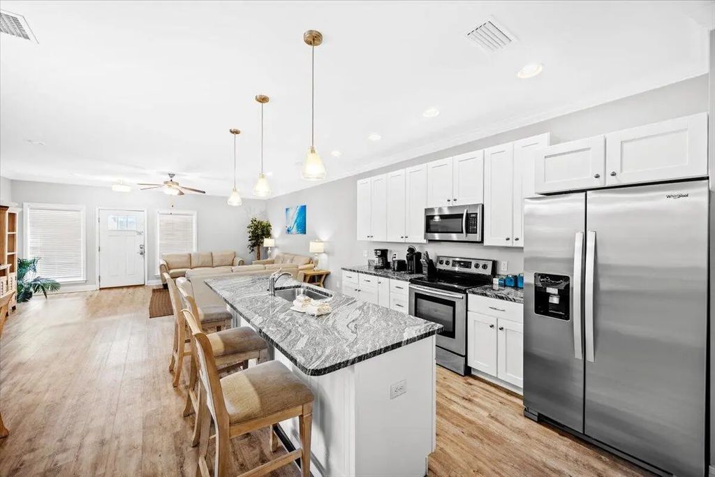 8 of 68 - 6006 Thomas Drive 2 Units, Panama City Beach, FL