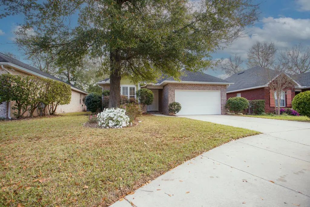 111 Arrowhead Way, Niceville