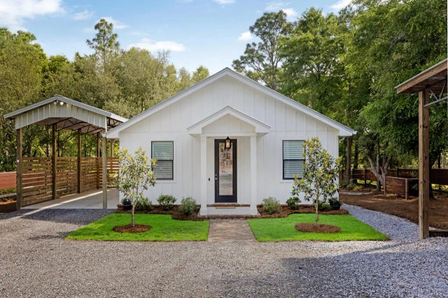 1650 Caswell Road, DeFuniak Springs