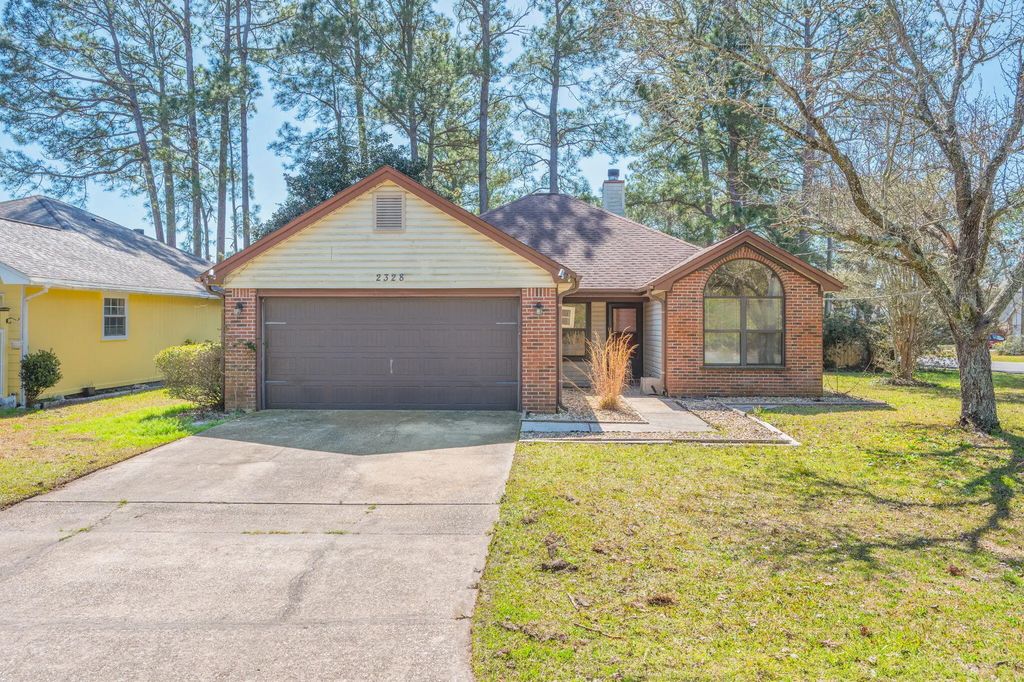 2328 Willow Bend Boulevard, Fort Walton Beach