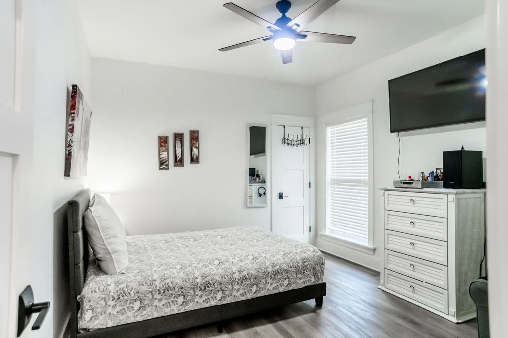 40 of 45 - 192 Bayou Circle, Freeport, FL