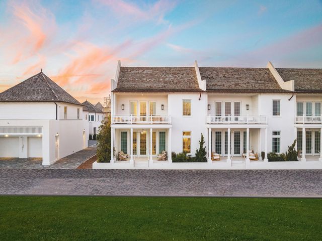 Photo of Listing #1001752