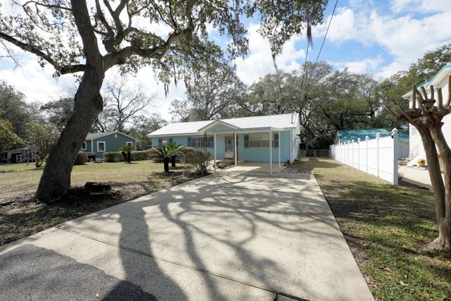 116 Edge Avenue, Valparaiso