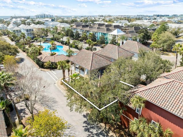 4551 Village Way, Destin