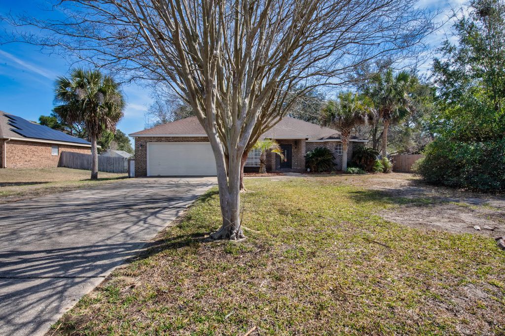 1852 Candlewood Drive, Navarre