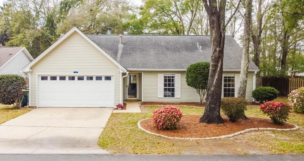 110 Meadowbrook Court, Niceville