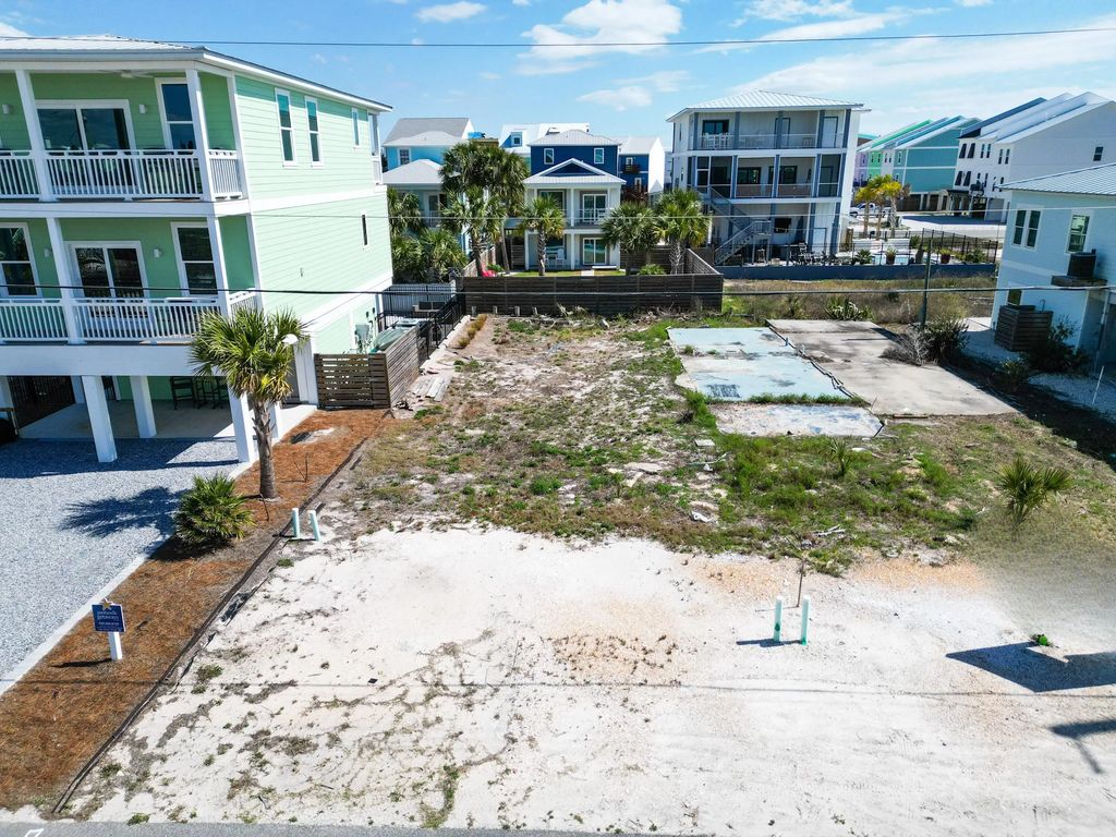 2 of 31 - 109 S 39th Street # C, Mexico Beach, FL
