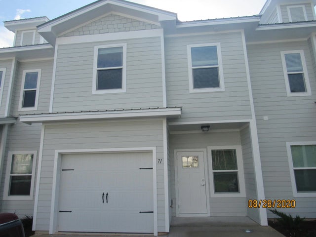 71 S Sand Palm Road, Freeport.