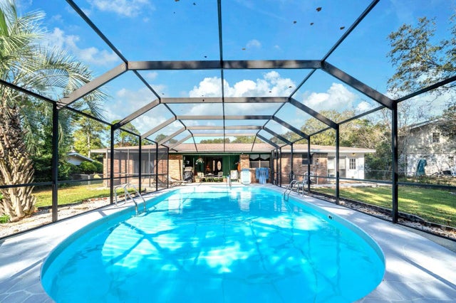 32 Walnut Avenue, Shalimar